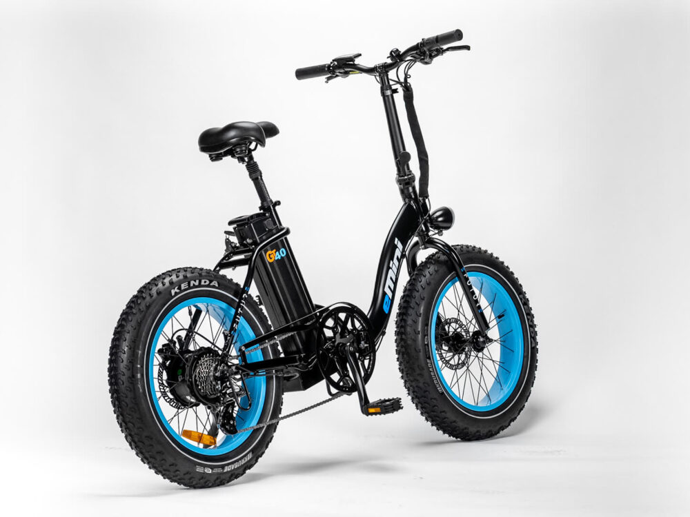 Alternative view of eMini Low GT40 - Sort m. Cyan Fælge