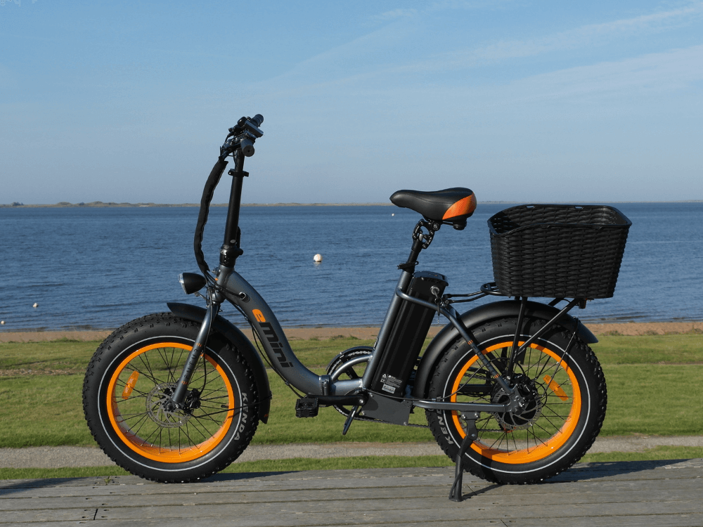 Alternative view of eMini Low GT40 - Grå m. Orange fælge